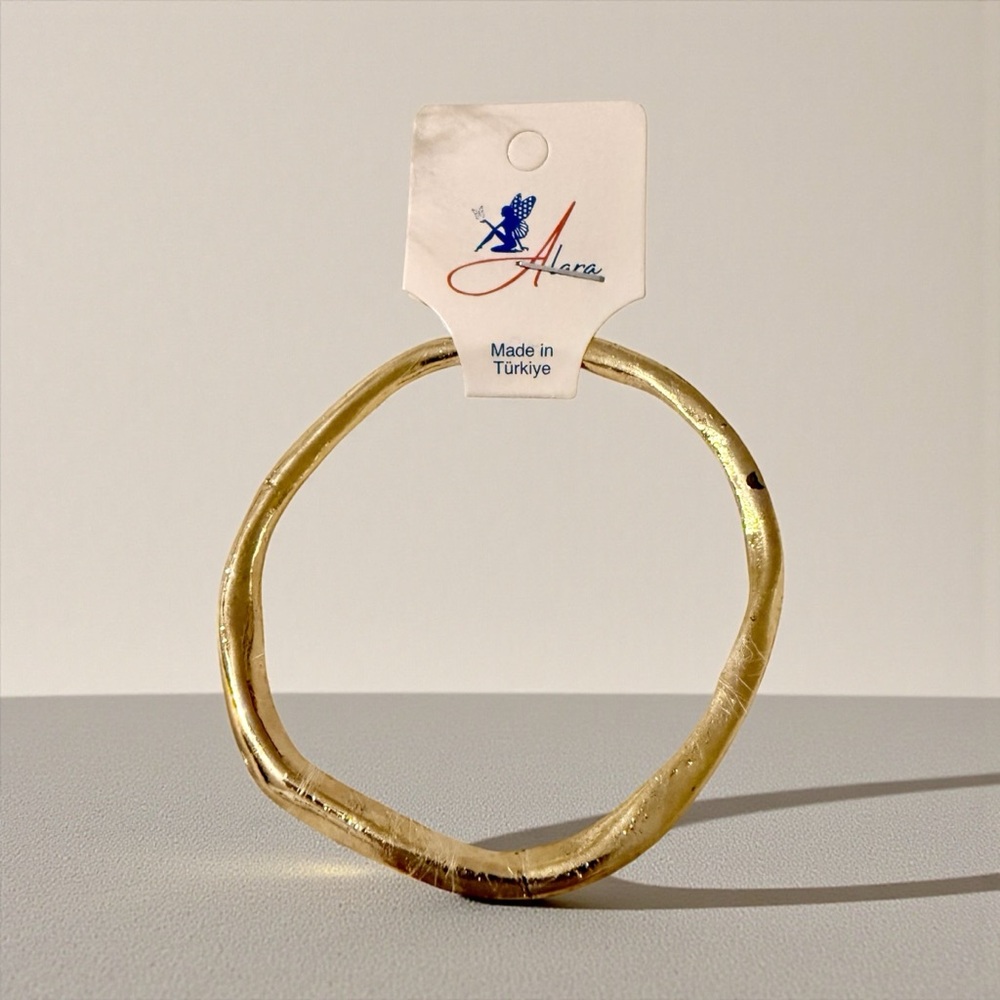 Alara Gold Textured Bracelet